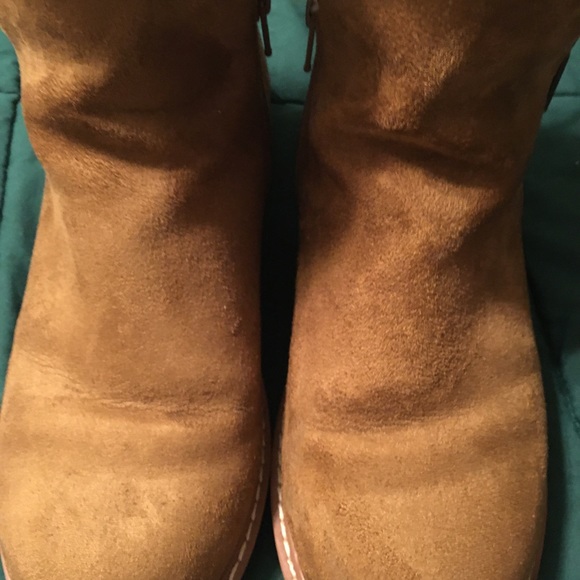 American Eagle fur topped brown boots, size 7, only worn a few times - Picture 5 of 5
